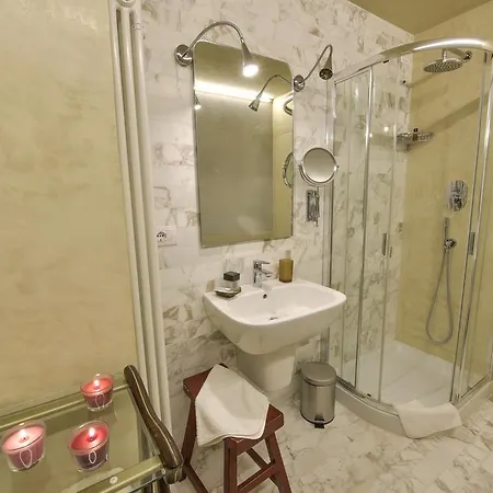 Bed & Breakfast Torre Dei Lari Residenza D'epoca 3*