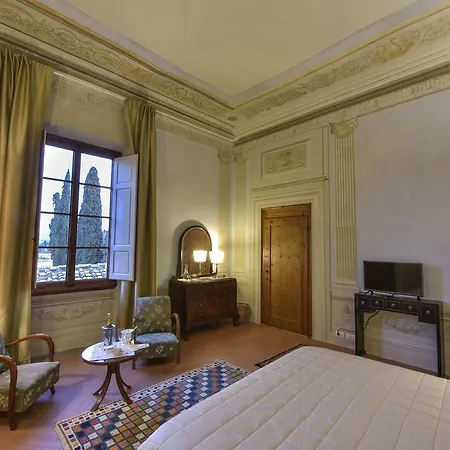 Torre Dei Lari Residenza D'epoca Bed & Breakfast Florence