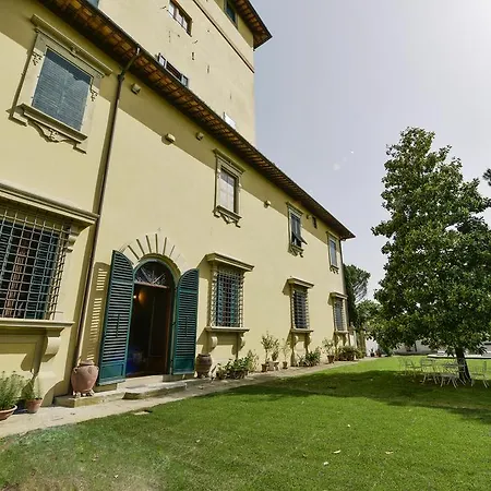 Bed & Breakfast Torre Dei Lari Residenza D'epoca Florence