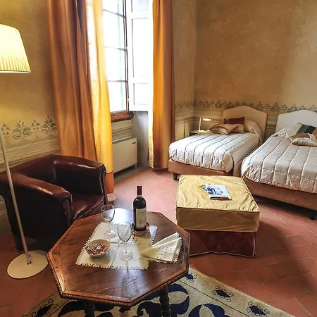 Bed & Breakfast Torre Dei Lari Residenza D'epoca