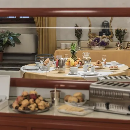 Bed & Breakfast Torre Dei Lari Residenza D'epoca Florence