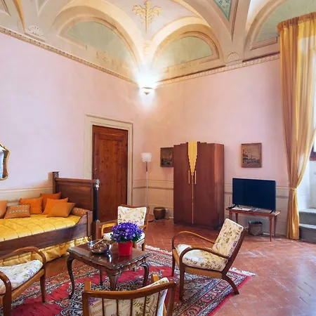Bed & Breakfast Torre Dei Lari Residenza D'epoca 3*