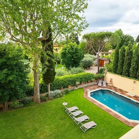 Torre Dei Lari Residenza D'epoca Bed & Breakfast 3*