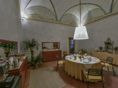 Torre Dei Lari Residenza D'epoca Bed & Breakfast