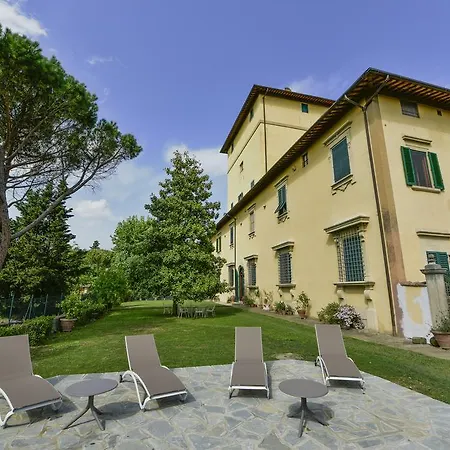 Torre Dei Lari Residenza D'epoca Bed & Breakfast Firenze